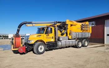 Vactor 2100 with 15 yard holding tank on a 2006 International 7400 diesel