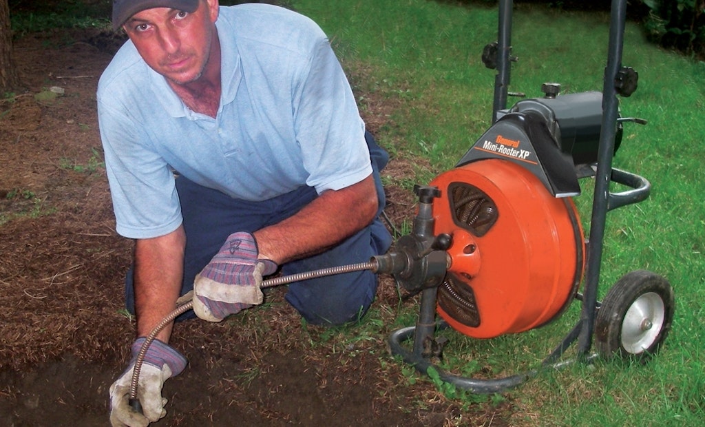 Cape Cod Drain Cleaning Pro Takes His Firend On His Toughest Jobs – His Mini-Rooter XP