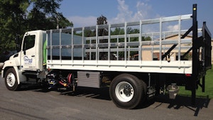 Transport Trucks/Trailers - Flat-tank restroom hauler