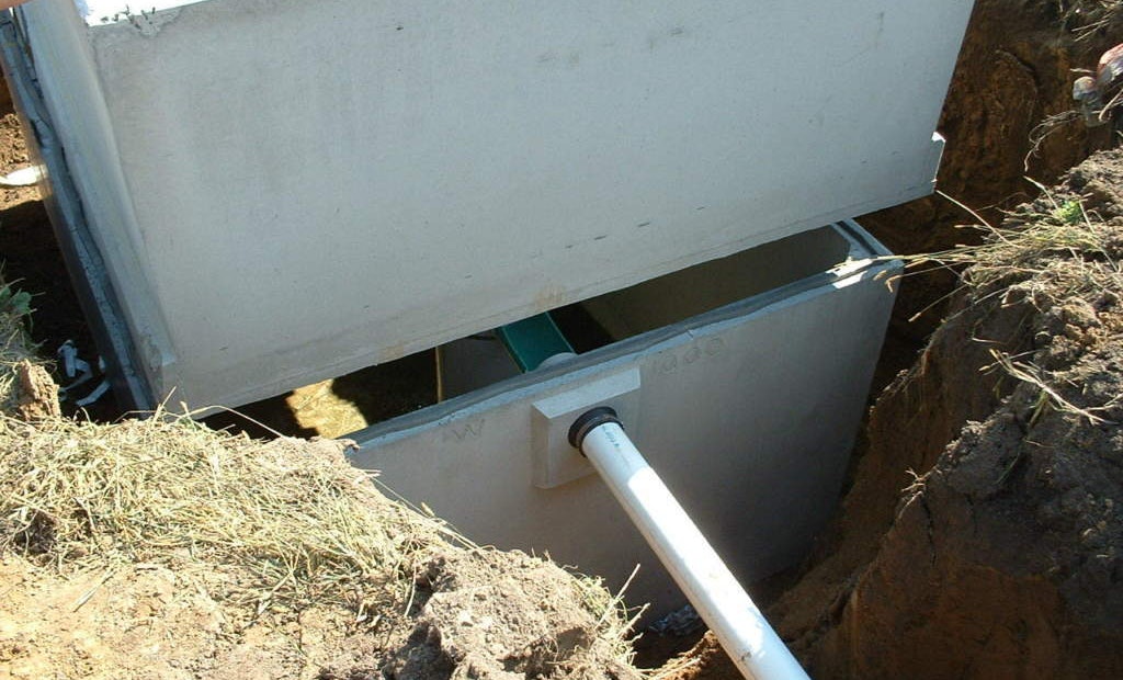 How to Join Seams on Septic Tanks