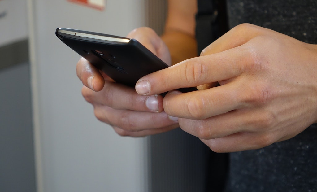 6 Ways Texting Will Benefit Your Portable Restrooms Business