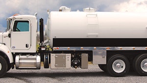 Vacuum Trucks/Tanks/Trailers - Pik Rite dual-compartment 3,600-gallon vacuum tank