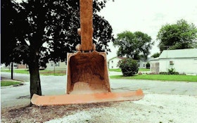 Squeegee, Crumbing Blades Reduce Backfill Time, Eliminate Bucket Teeth Marks